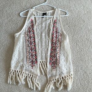 Cute fringe vest